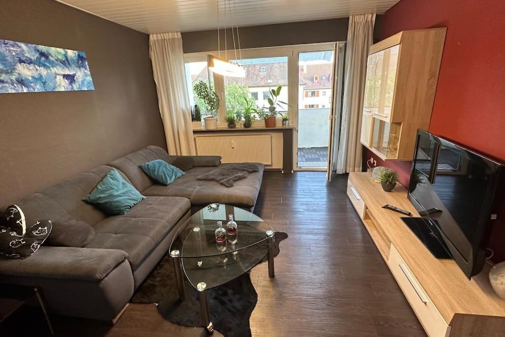 Monikas Home - Gemuetliche 3-Zimmer-Wohnung Im Herzen Von เบิบลิงเงน ภายนอก รูปภาพ