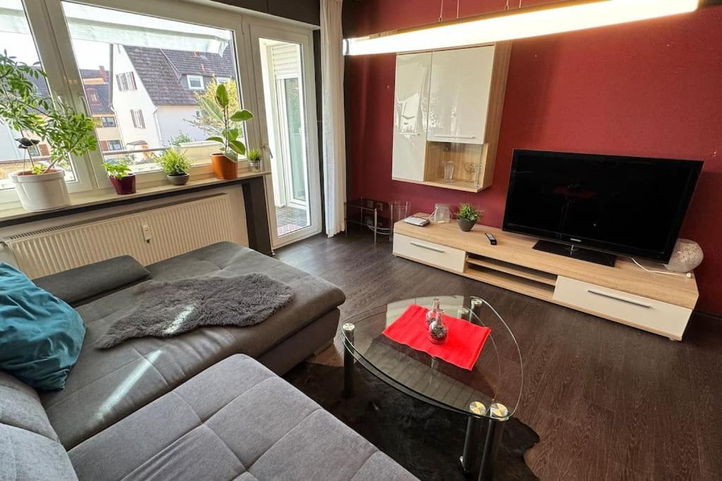 Monikas Home - Gemuetliche 3-Zimmer-Wohnung Im Herzen Von เบิบลิงเงน ภายนอก รูปภาพ