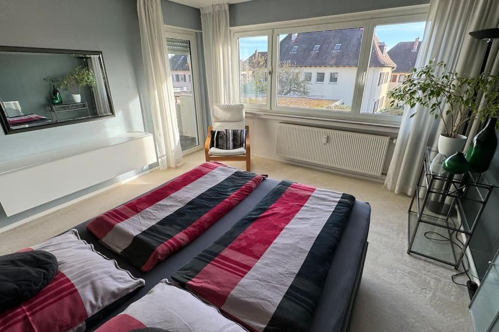 Monikas Home - Gemuetliche 3-Zimmer-Wohnung Im Herzen Von เบิบลิงเงน ภายนอก รูปภาพ
